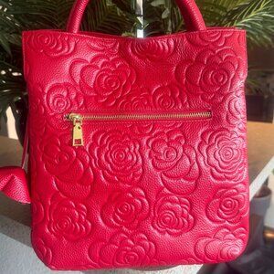 Ladies Elegant Flower Embossed Handbag